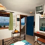Germanos Studios Apartment *