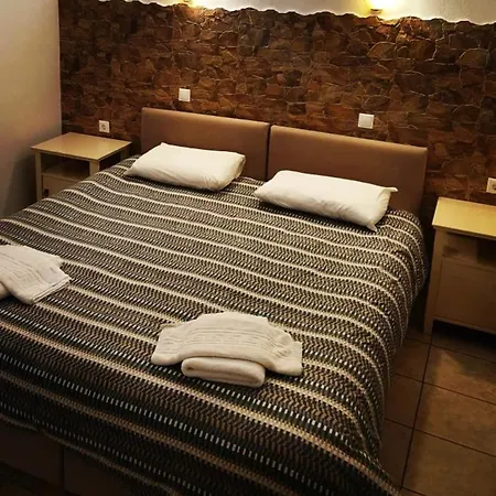 Germanos Apartman *